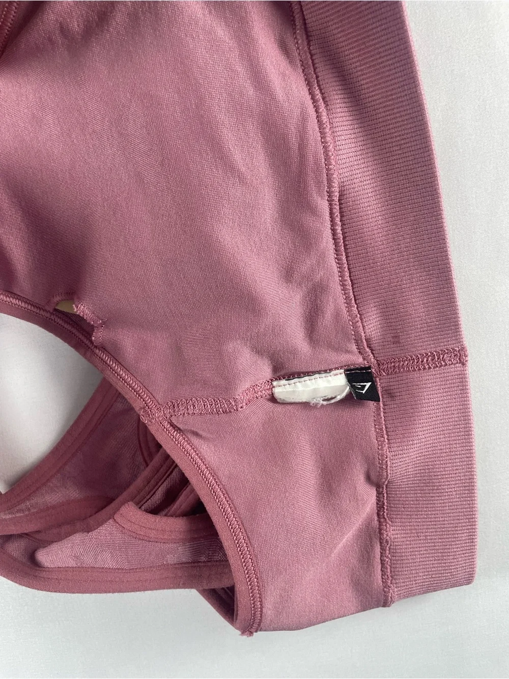 Gymshark Dusty Mauve Cross-Back Sports Bra